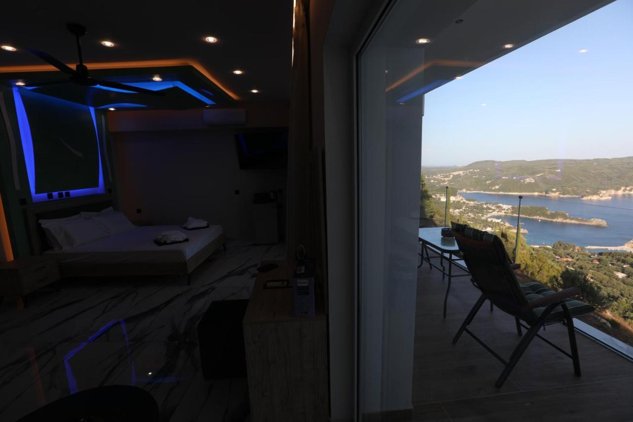 Golden Fox Studios And Suites Lakones Экстерьер фото