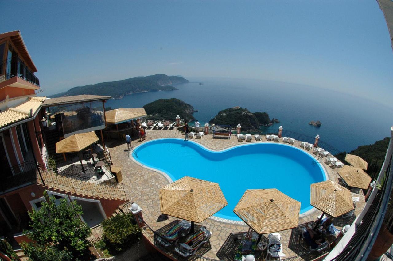Golden Fox Studios And Suites Lakones Экстерьер фото