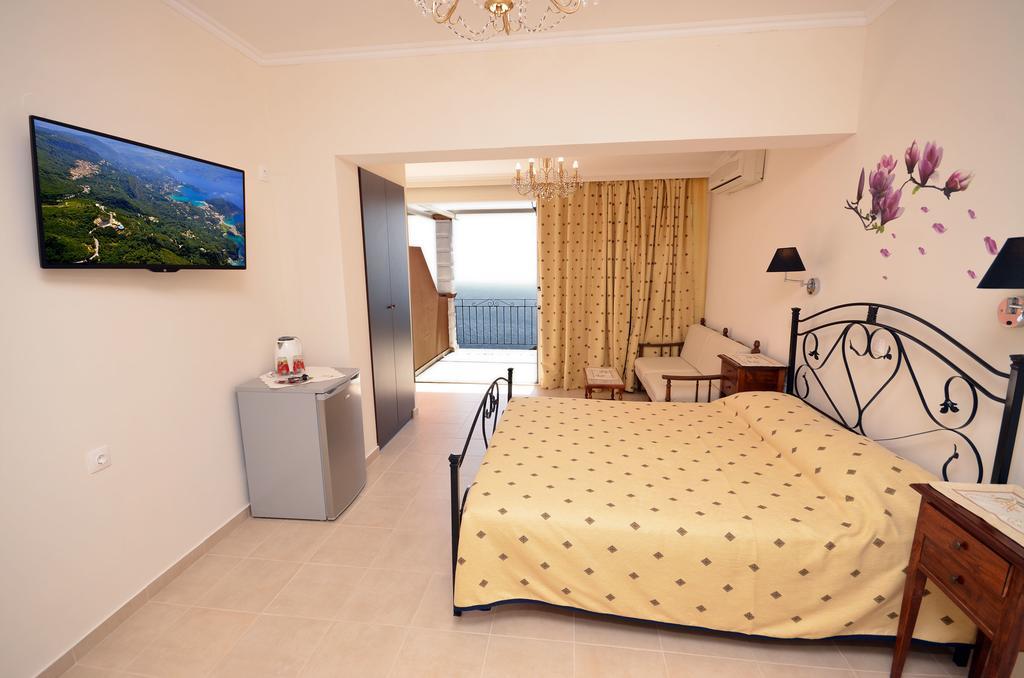Golden Fox Studios And Suites Lakones Экстерьер фото